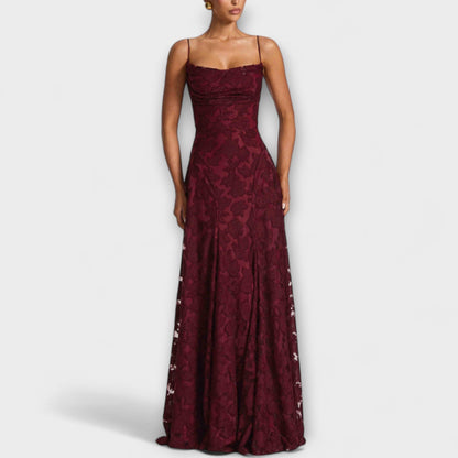 Kairi - Elegantne Maxi Haljine s Cvečno Čipkom i Spaghetti Naramenicama