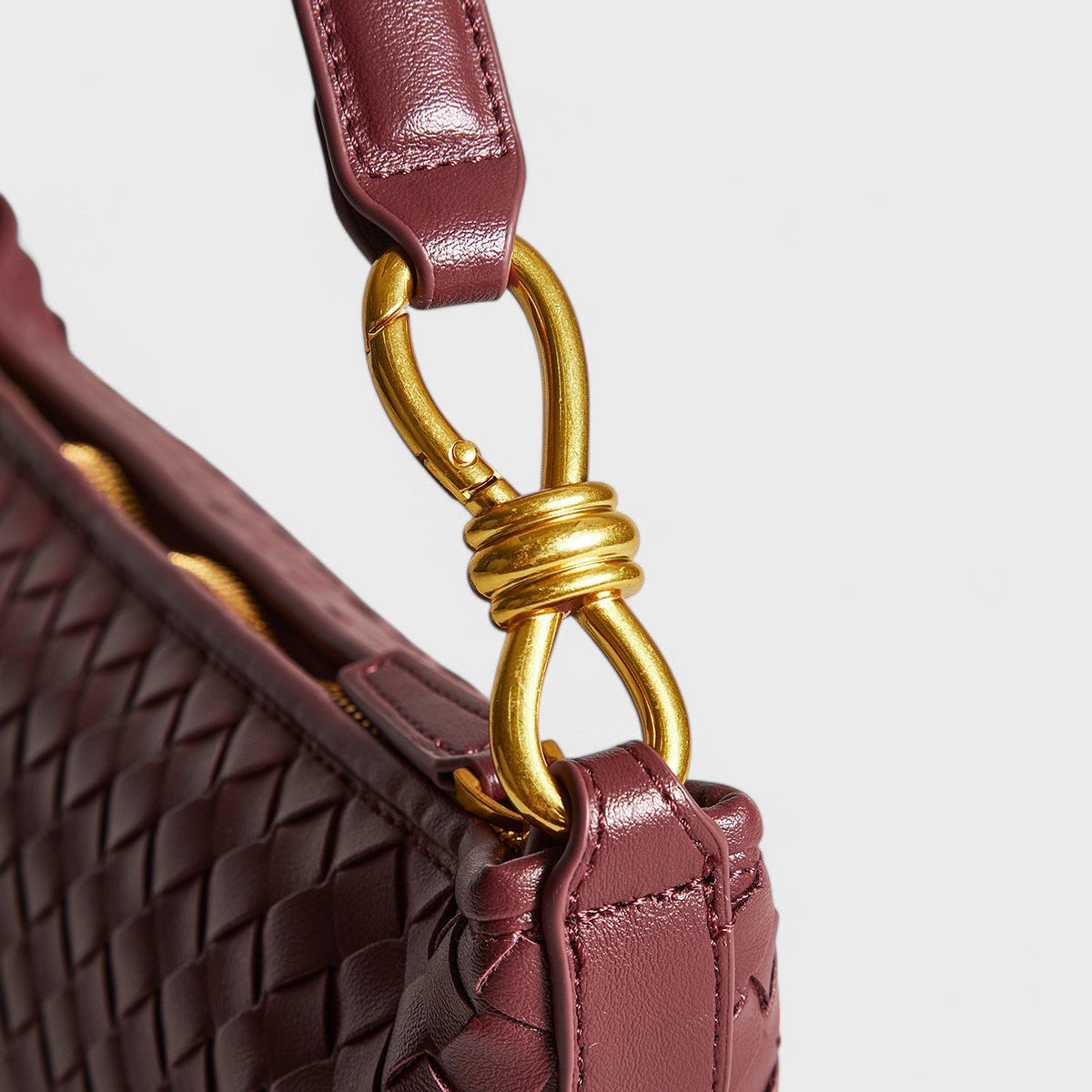 Isa – Bordo Chic