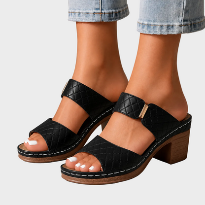 Nina – Elegantni Sandale s Blok Petom