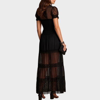 Valeria – Elegantna Crna Čipkasta Haljina