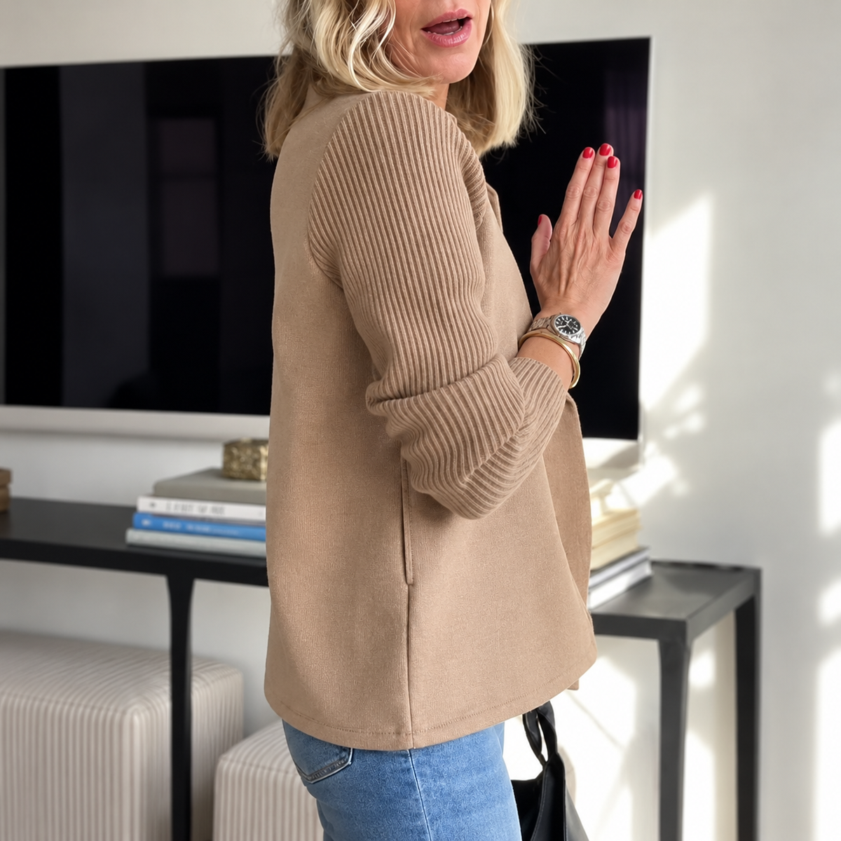 Petra – Elegantni Sako S Pletenim Rukavima