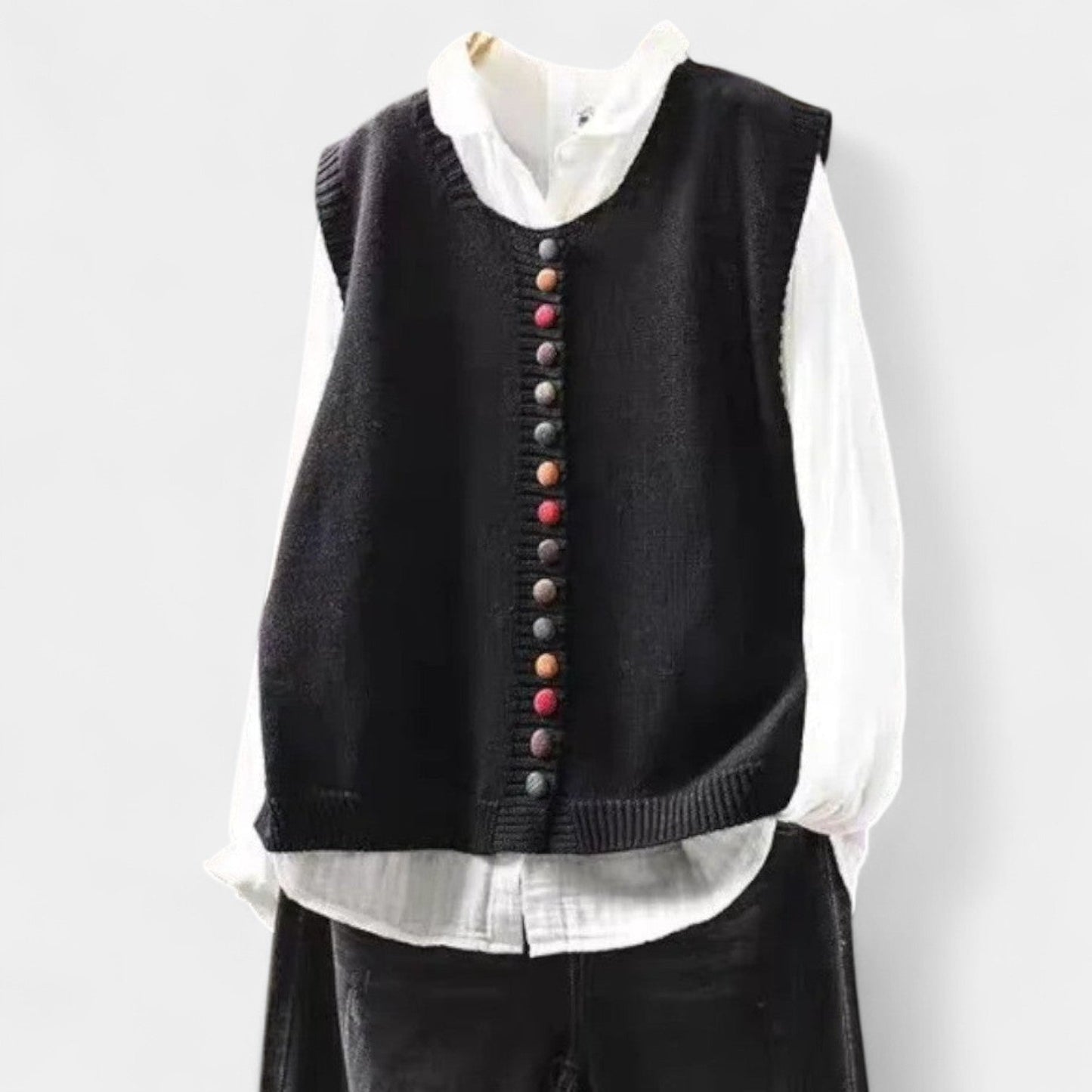 Karmen – Elegantan pleteni telovnik