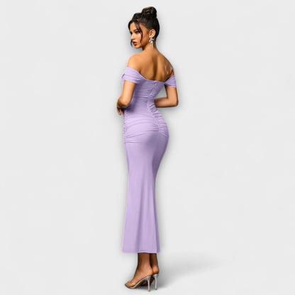 Ione - Bodycon haljina s otvorenim ramenima i nabiranjem