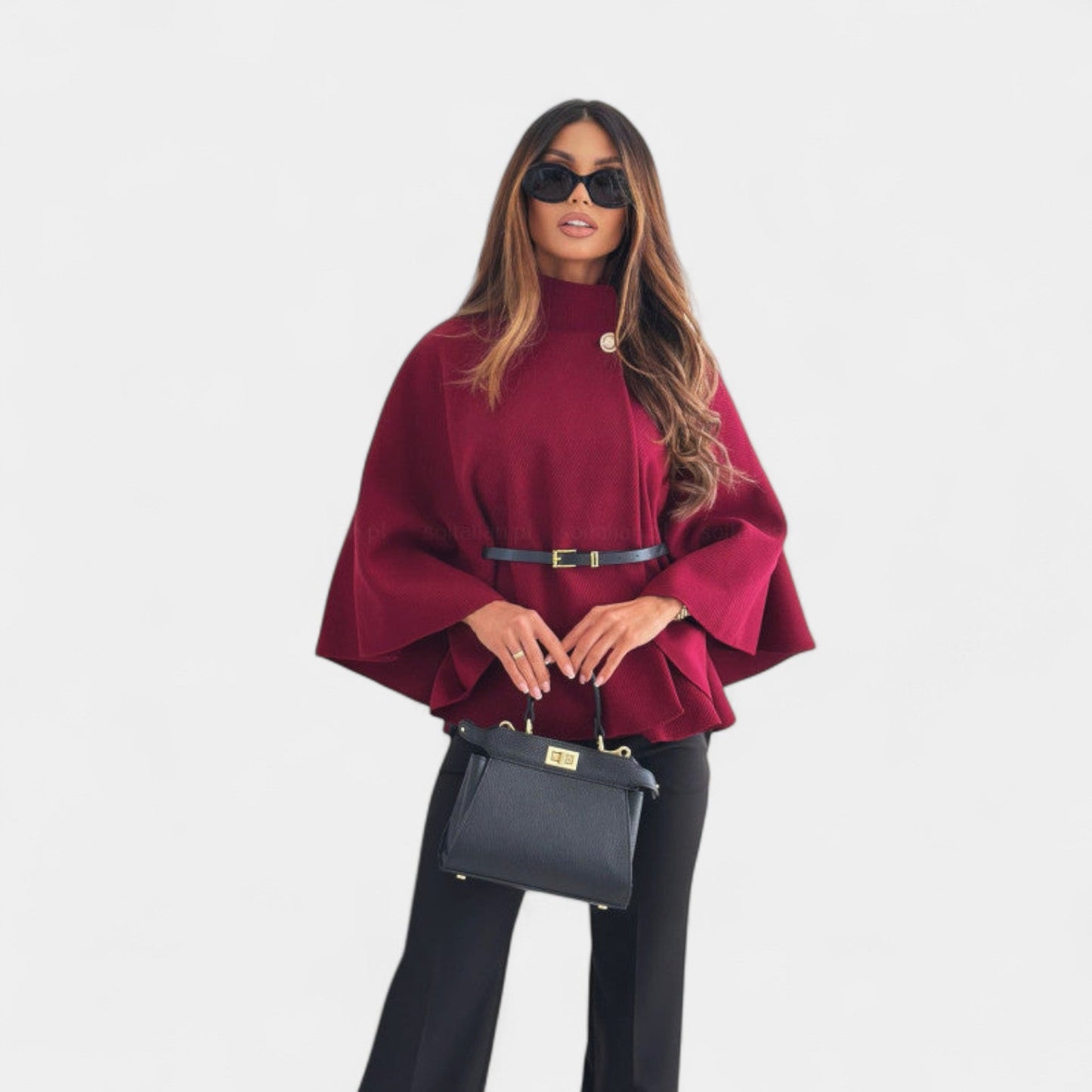 Lea – Kaput s pojasom