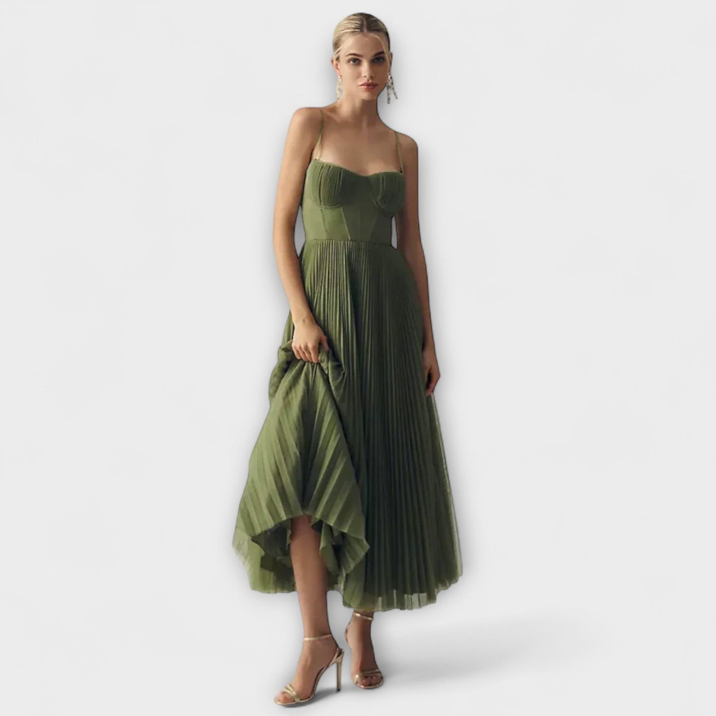 Lucrezia - Elegantne haljine s čarom