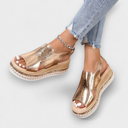 Silvana – Metalik Sandale na Platformu