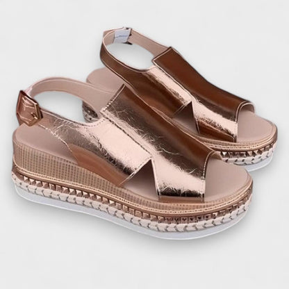 Silvana – Metalik Sandale na Platformu