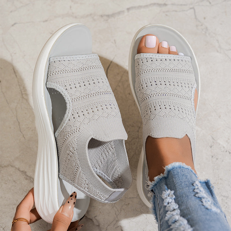 Nina – Ortopedske pletene sandale